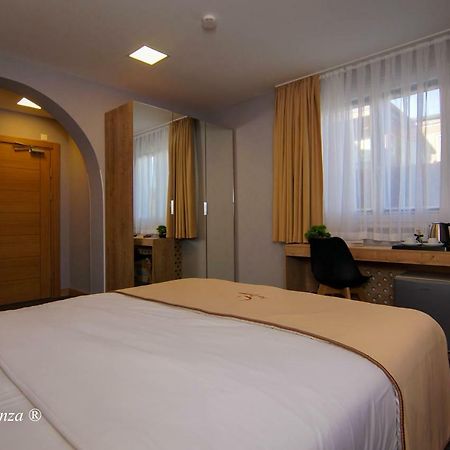 Casa Constanza Hotel Garni FDH Exterior foto